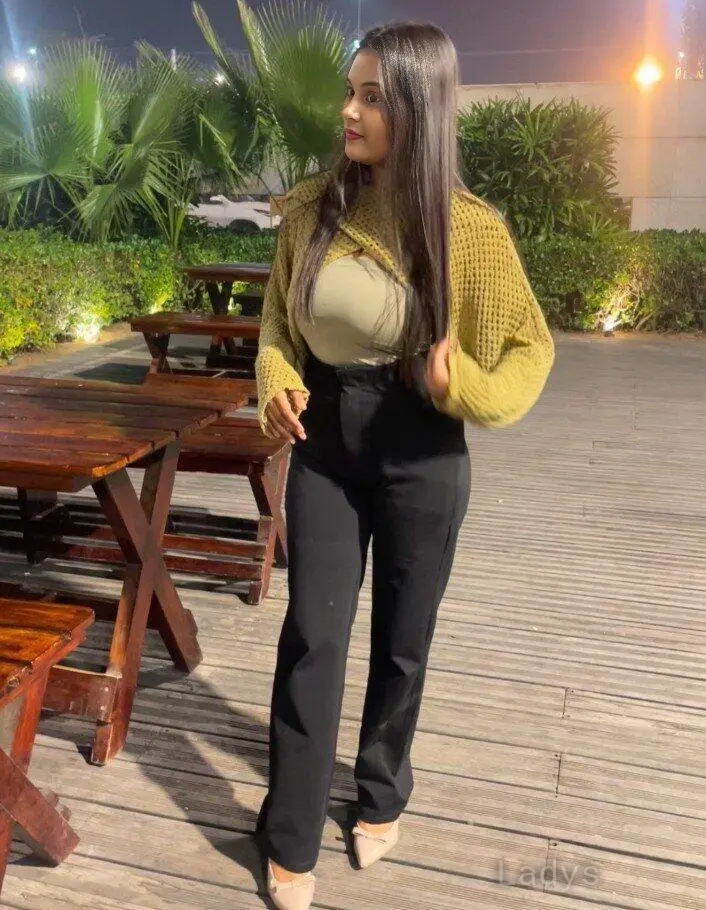 Priya, years beautiful nude Chennai escorts girl, height sm, Weight kg