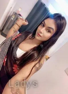 Riya Sharma, 23 years beautiful nude Chennai escorts girl, height 164 sm, Weight 47 kg