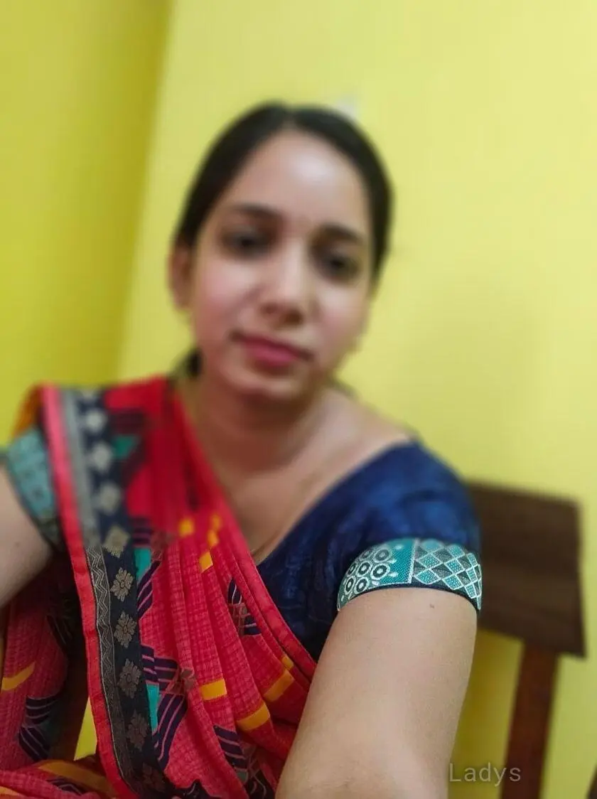 Shivani, 24 years beautiful nude Chennai escorts girl, height 160 sm, Weight  kg