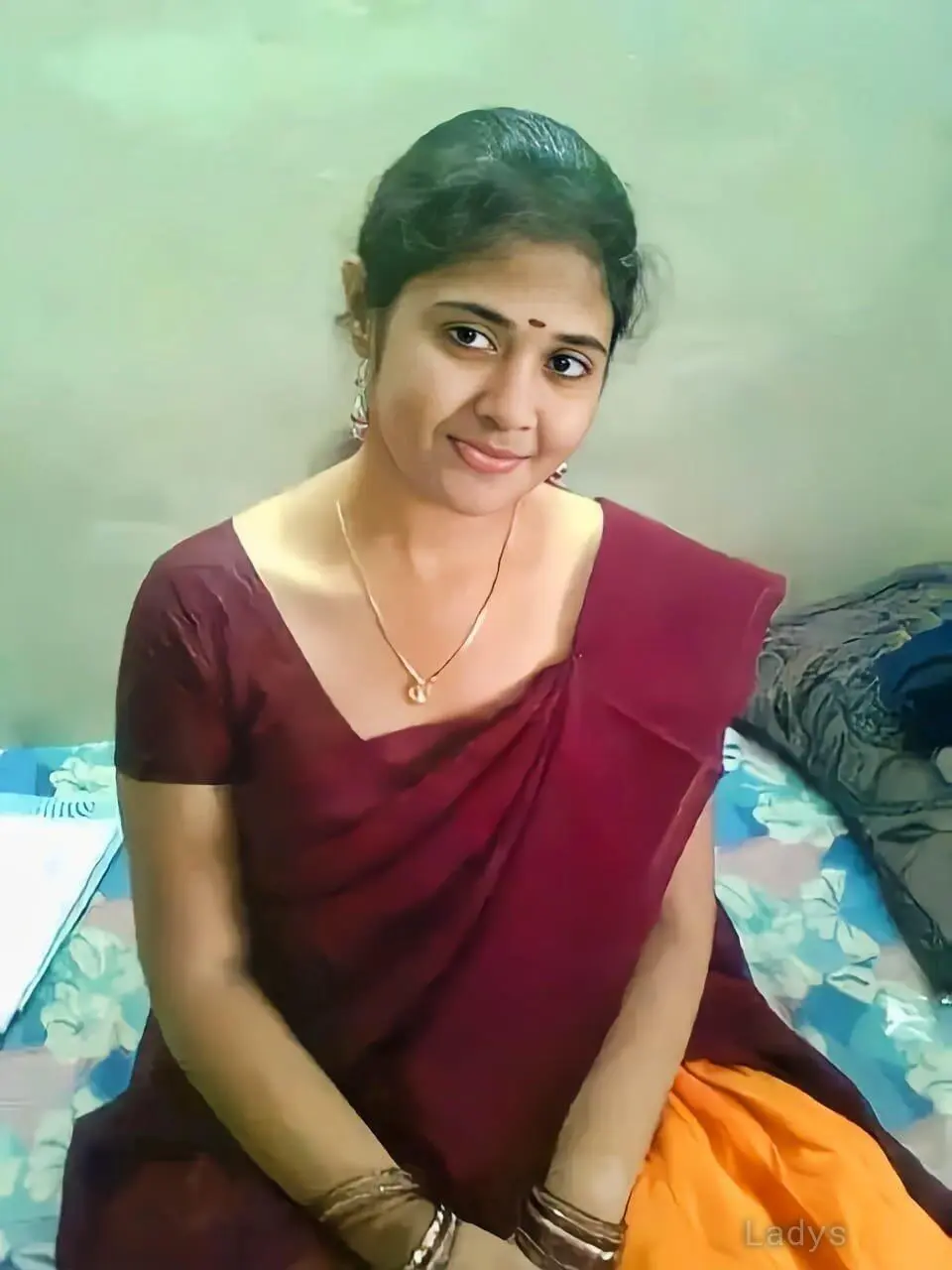 Soni, 23 years beautiful nude Chennai escorts girl, height 153 sm, Weight  kg