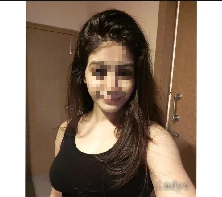 Tripti,  years beautiful nude Chennai escorts girl, height  sm, Weight  kg