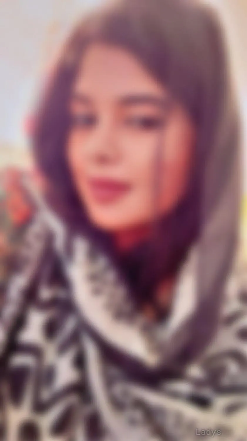 Yesotha, 24 years beautiful nude Chennai escorts girl, height 154 sm, Weight  kg