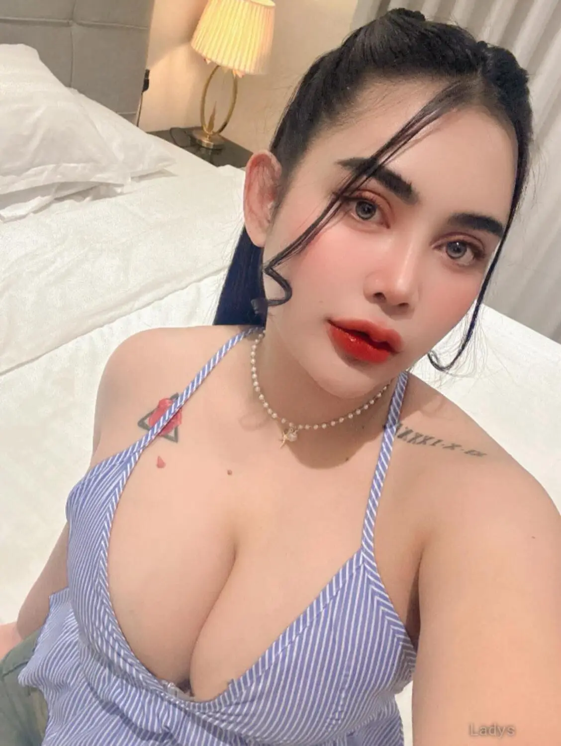 Anisha, 22 years old Chiang Mai escort girl with big tits, height 153 sm, Weight kg