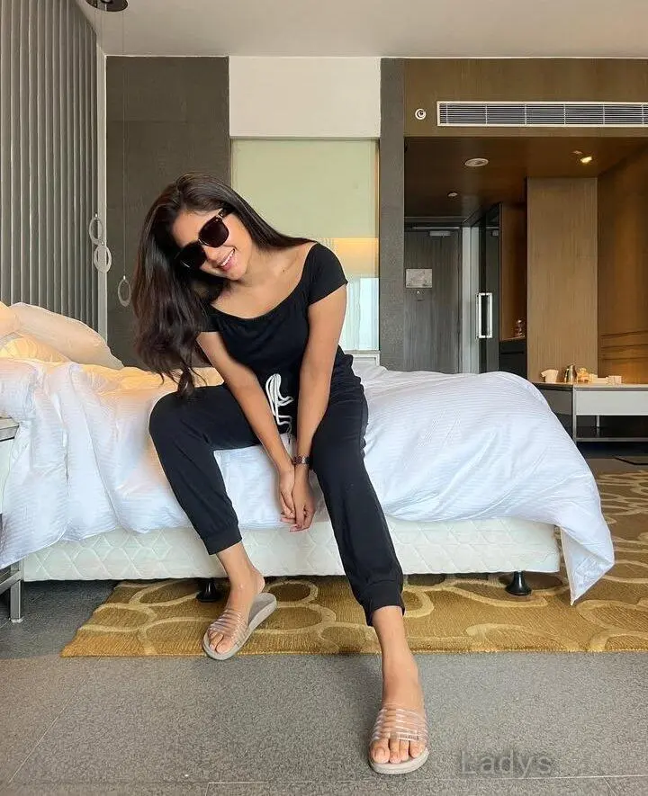 Urmi, 21 years old Chiang Rai escort girl with big tits, height 160 sm, Weight kg