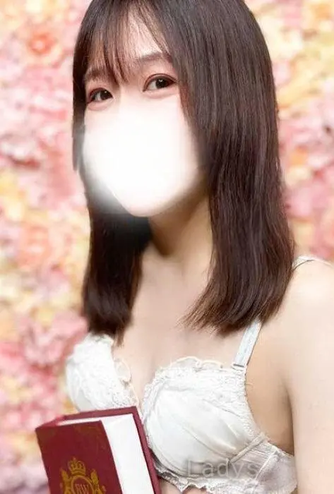 Mana, 23 years beautiful nude Chiba escorts girl, height 163 sm, Weight 60 kg