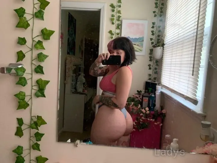 Kate, 27 years asian escorts girl, height 135 sm, Weight 50 kg, Chicago eacort