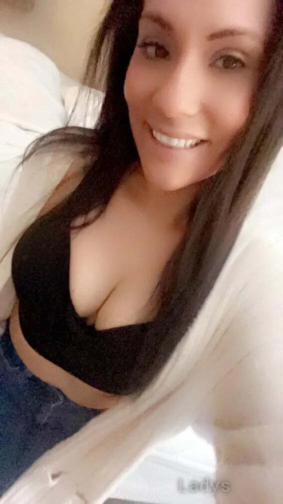 Anna, 29 years beautiful nude Chicago escorts girl, height 162 sm, Weight 55 kg