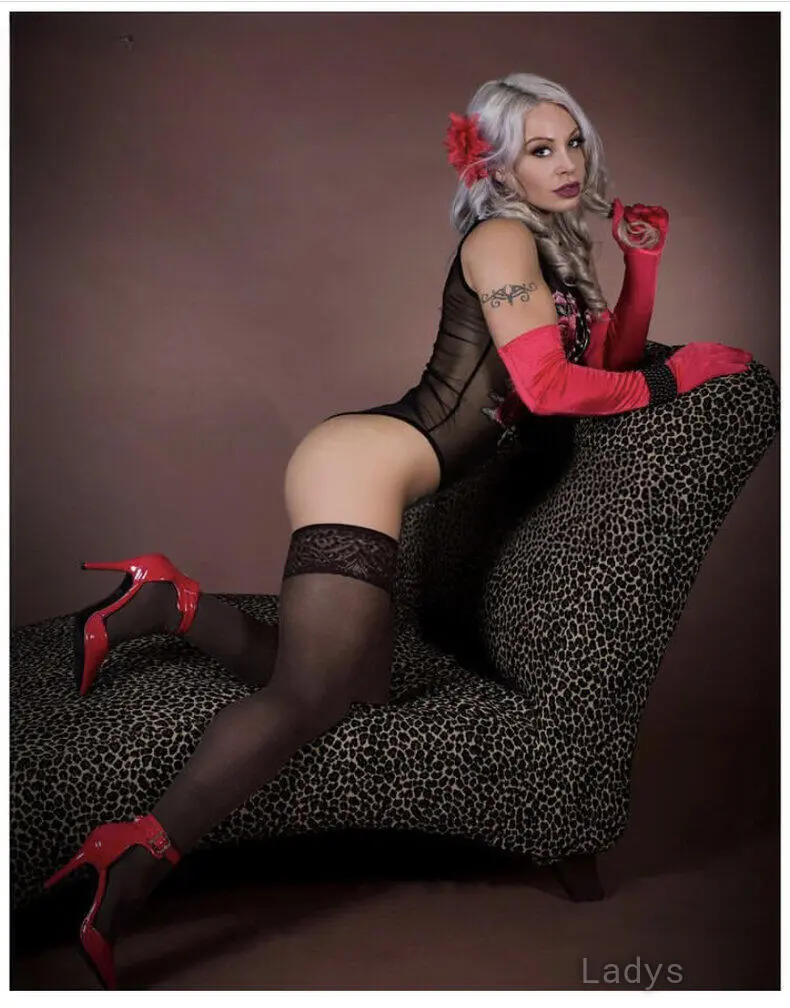 Adara Jordin, 35 years beautiful nude Cincinnati escorts girl, height 160 sm, Weight 57 kg