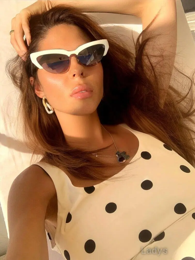 Olga, 29 years beautiful nude Cincinnati escorts girl, height 170 sm, Weight 64 kg