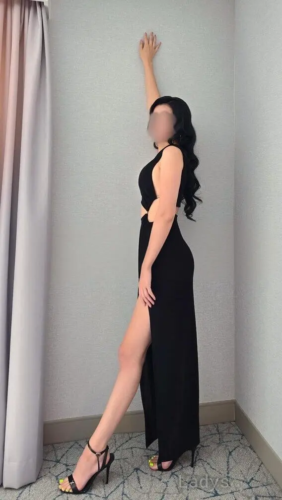 Violeta, 28 years beautiful nude Cincinnati escorts girl, height 167 sm, Weight 57 kg