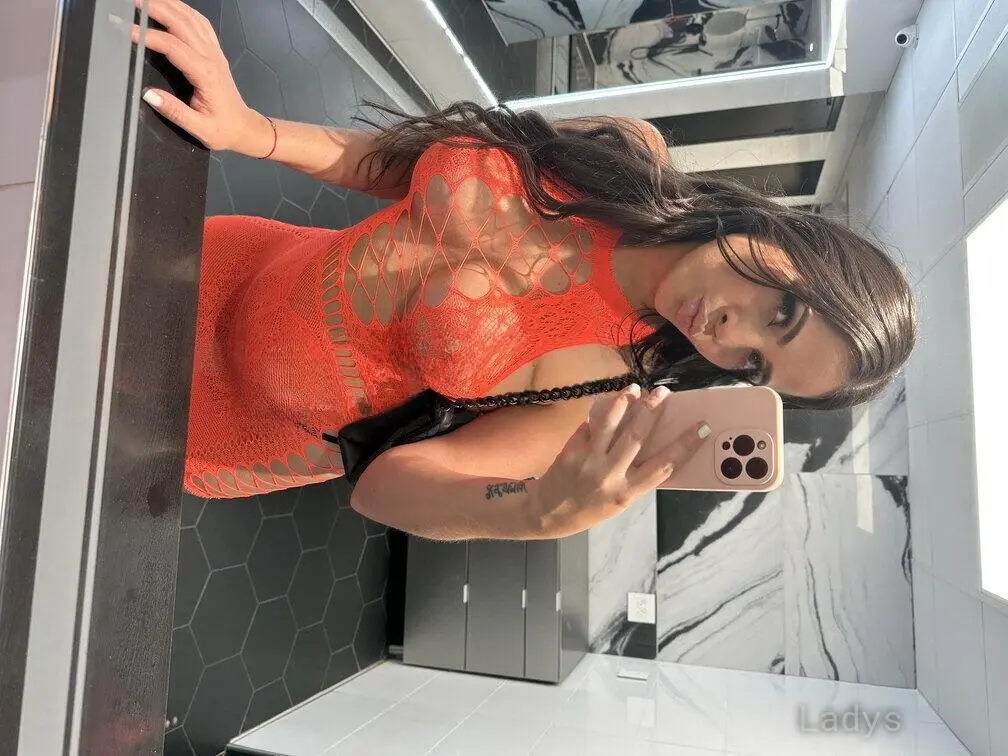 Samantha, 26 years beautiful nude Cleveland escorts girl, height 167 sm, Weight 59 kg