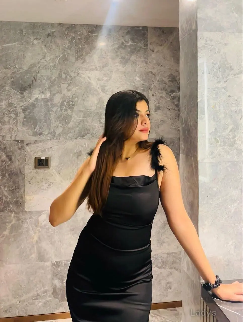 Maitri, 22 years old Coimbatore escort girl with big tits, height  sm, Weight  kg