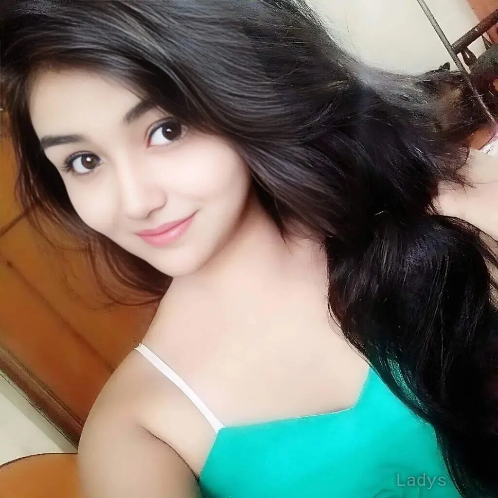 Kavita, 22 years beautiful nude Coimbatore escorts girl, height 165 sm, Weight kg