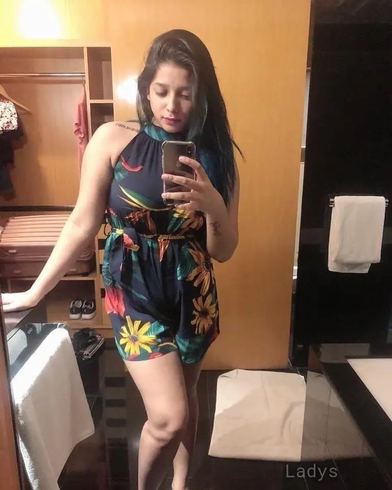 Mohini,  years beautiful nude Coimbatore escorts girl, height  sm, Weight  kg