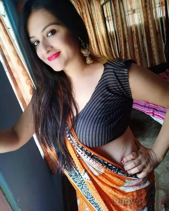 Tarah, 22 years beautiful nude Coimbatore escorts girl, height sm, Weight kg
