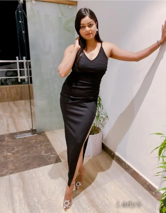 Tram, 21 years beautiful nude Coimbatore escorts girl, height 153 sm, Weight kg