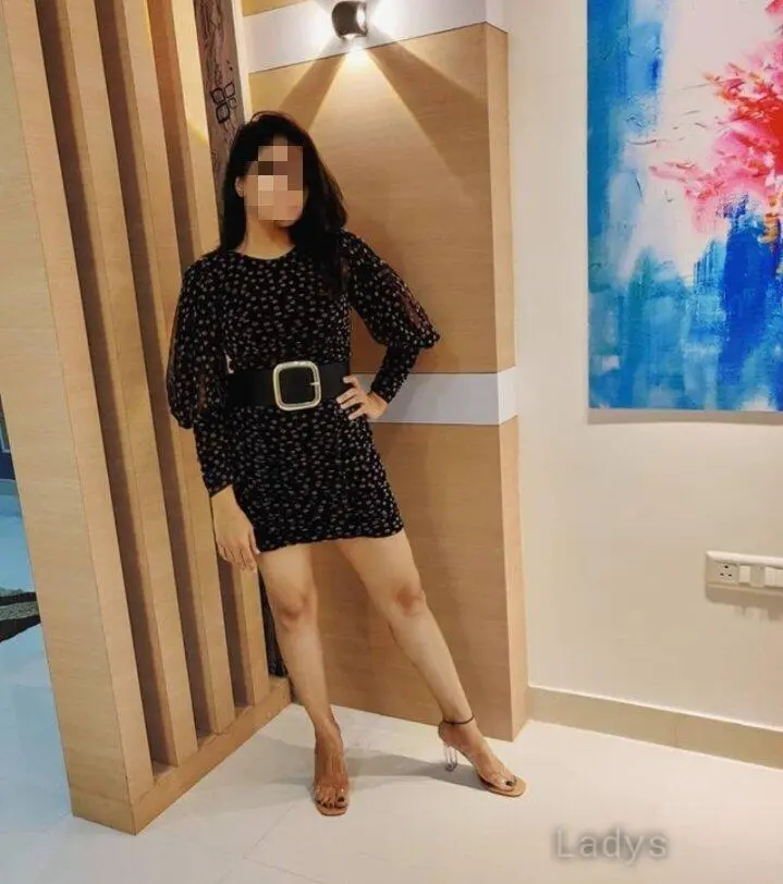 Tripti, 26 years beautiful nude Coimbatore escorts girl, height 154 sm, Weight kg