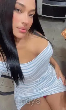 Amber, 25 years old Cologne escort girl with big tits, height 165 sm, Weight 64 kg