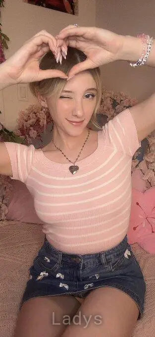Marina, 26 years beautiful nude Cologne escorts girl, height 138 sm, Weight 49 kg