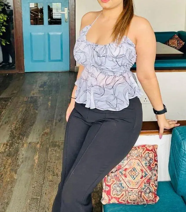 Doing, 26 years beautiful nude Colombo escorts girl, height 160 sm, Weight kg
