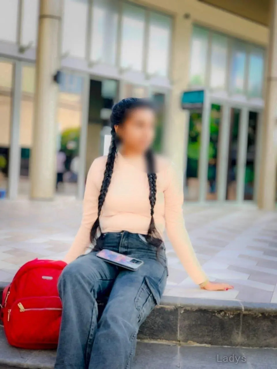Kirsti, 22 years beautiful nude Colombo escorts girl, height 160 sm, Weight kg