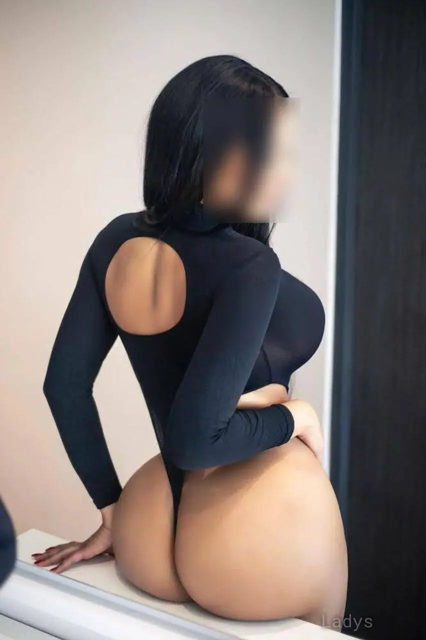 Amber Grace, 28 years beautiful nude Columbus, Oh escorts girl, height 161 sm, Weight 60 kg