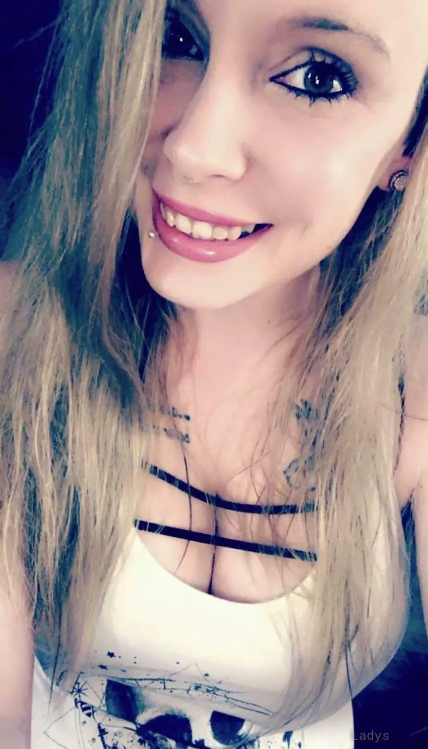 Blaze moore, 20 years beautiful nude Columbus, Oh escorts girl, height 159 sm, Weight 46 kg