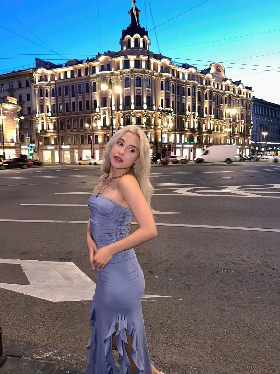 Grace, 20 years beautiful nude Columbus, Oh escorts girl, height 170 sm, Weight 51 kg