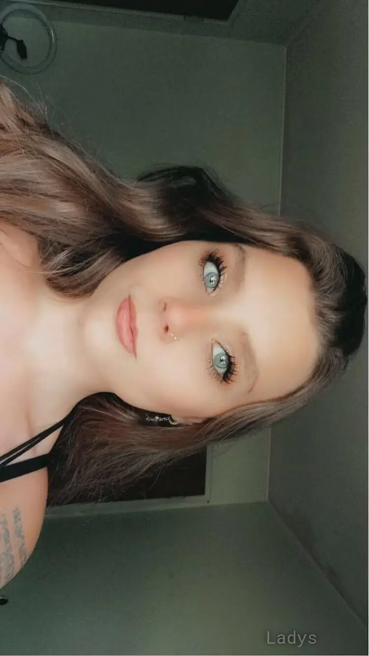 Pretty Martini, 20 years beautiful nude Columbus, Oh escorts girl, height 164 sm, Weight 67 kg