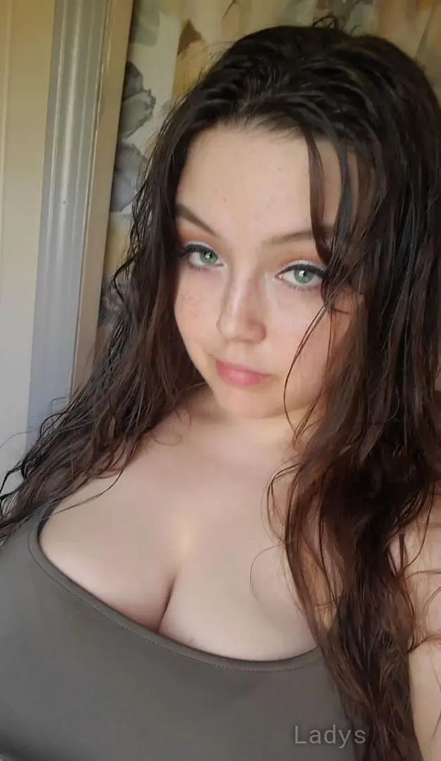 Annie, 26 years beautiful nude Copenhagen escorts girl, height 160 sm, Weight 53 kg