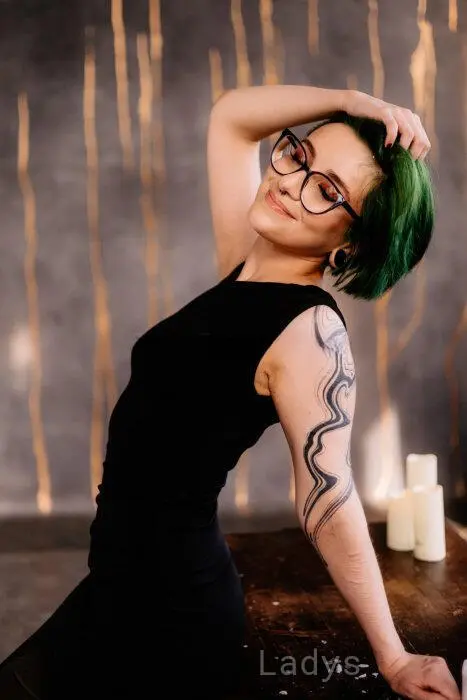 Katie Karma, 23 years beautiful nude Copenhagen escorts girl, height 165 sm, Weight 54 kg