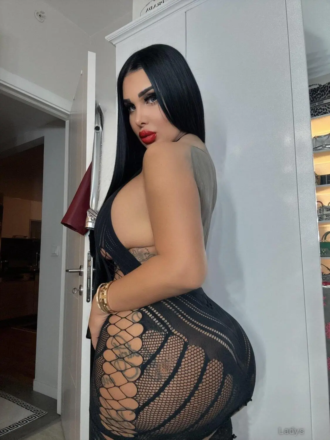 Ayla, 28 years luxury escort girl, height 172 sm, Weight  kg, craigslist Istanbul