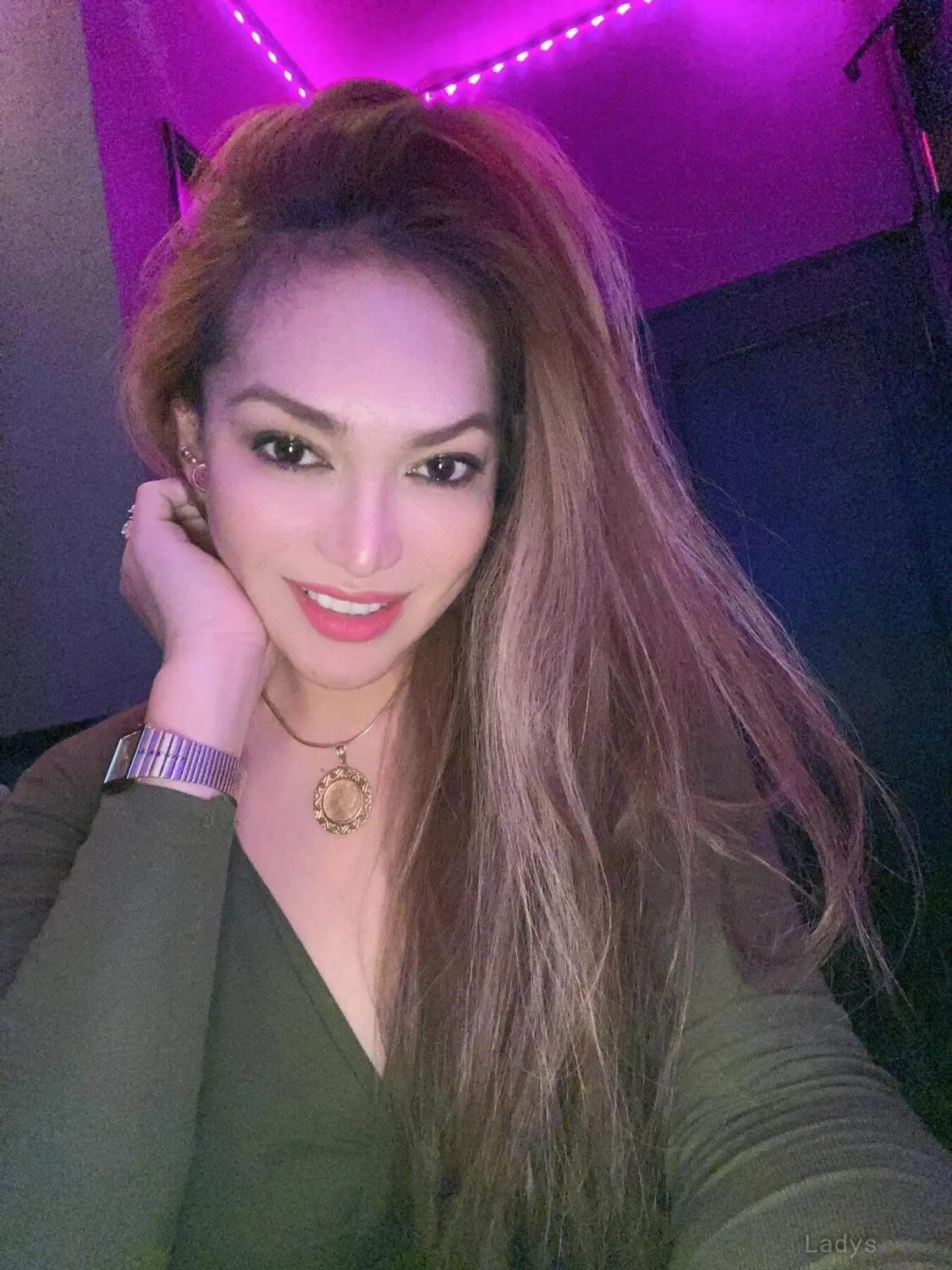 Julia, 30 years luxury escort girl, height 170 sm, Weight  kg, craigslist Kaohsiung