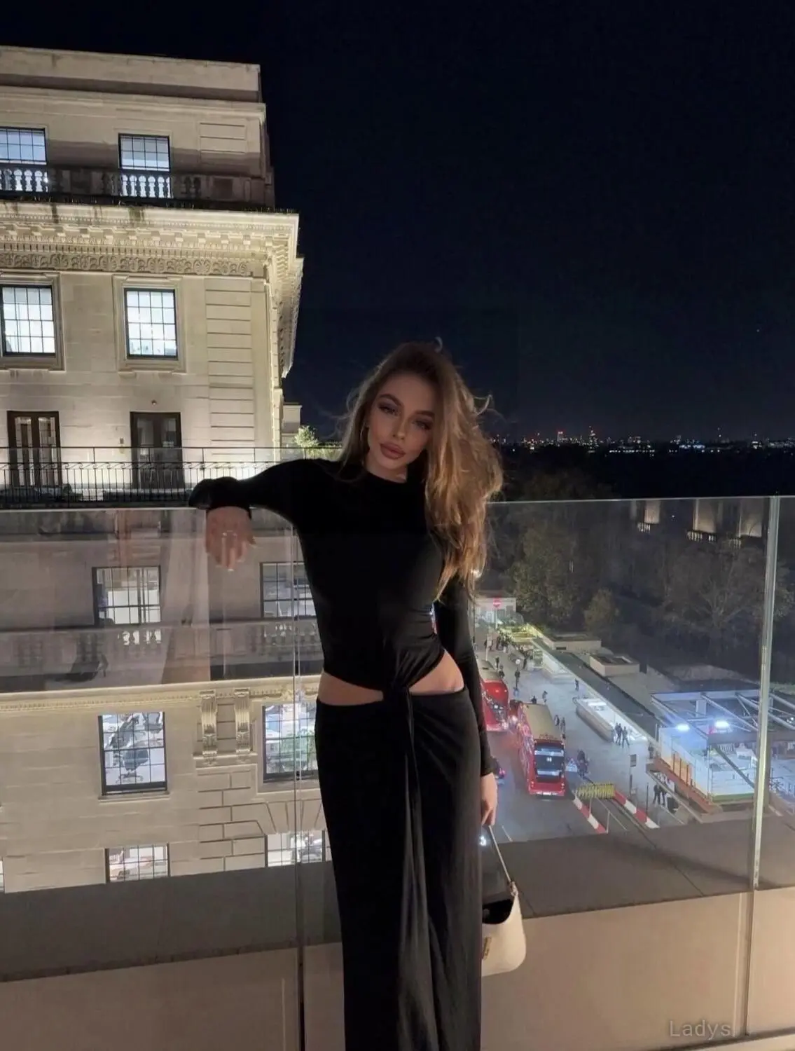 Faye Vale, 24 years luxury escort girl, height 165 sm, Weight 50 kg, craigslist Zurich-11