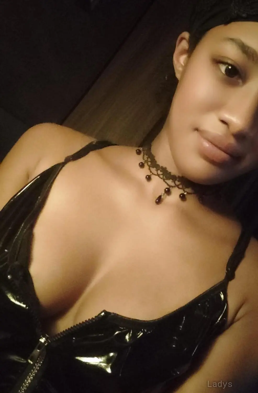 Mala, 23 years beautiful nude Da Nang escorts girl, height 172 sm, Weight  kg