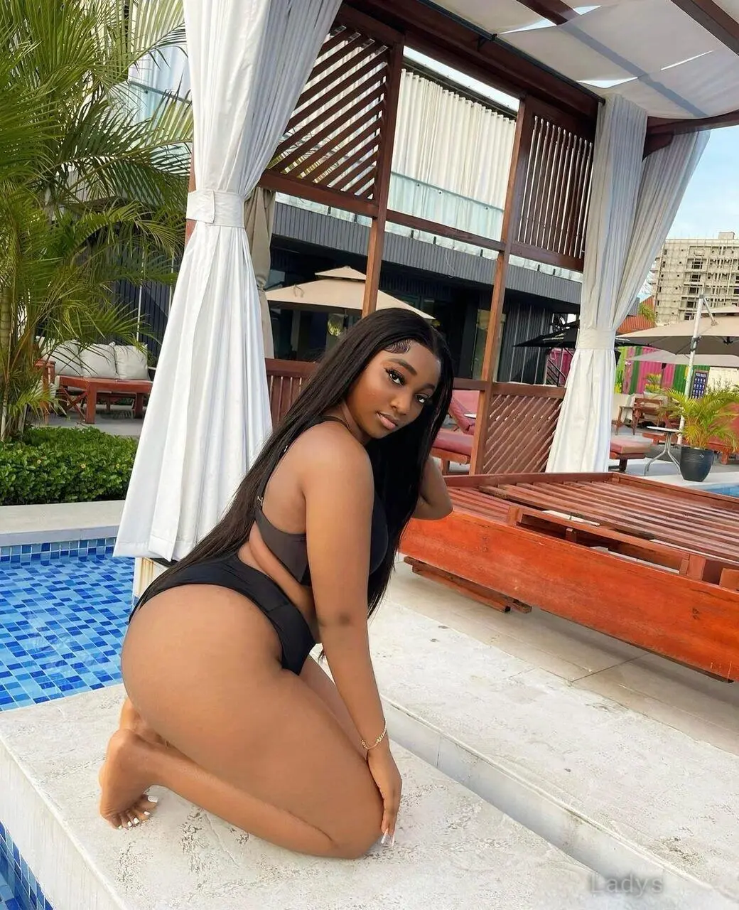 Safire, 23 years old Dakar escort girl with big tits, height 160 sm, Weight kg