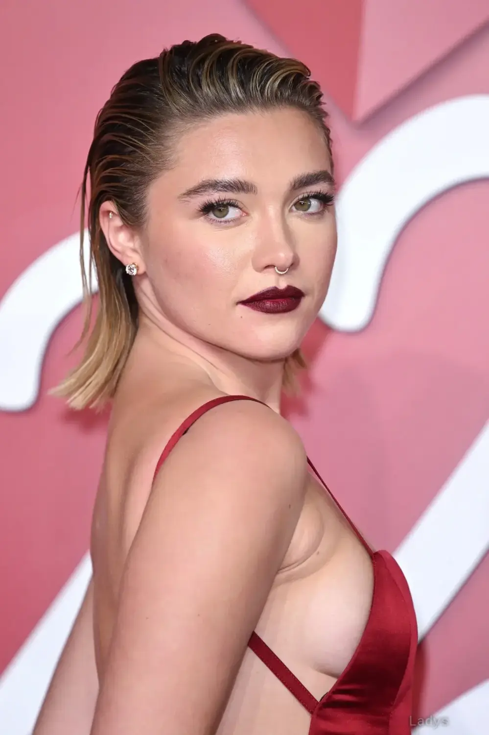 FlorencePugh, 30 years old Dallas escort girl with big tits, height 158 sm, Weight 61 kg