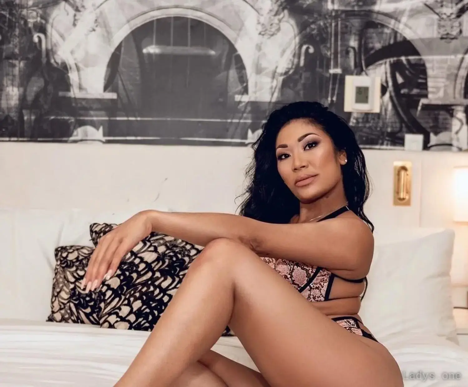 LEANNA THAI, 29 years beautiful nude Dallas escorts girl, height 163 sm, Weight 59 kg