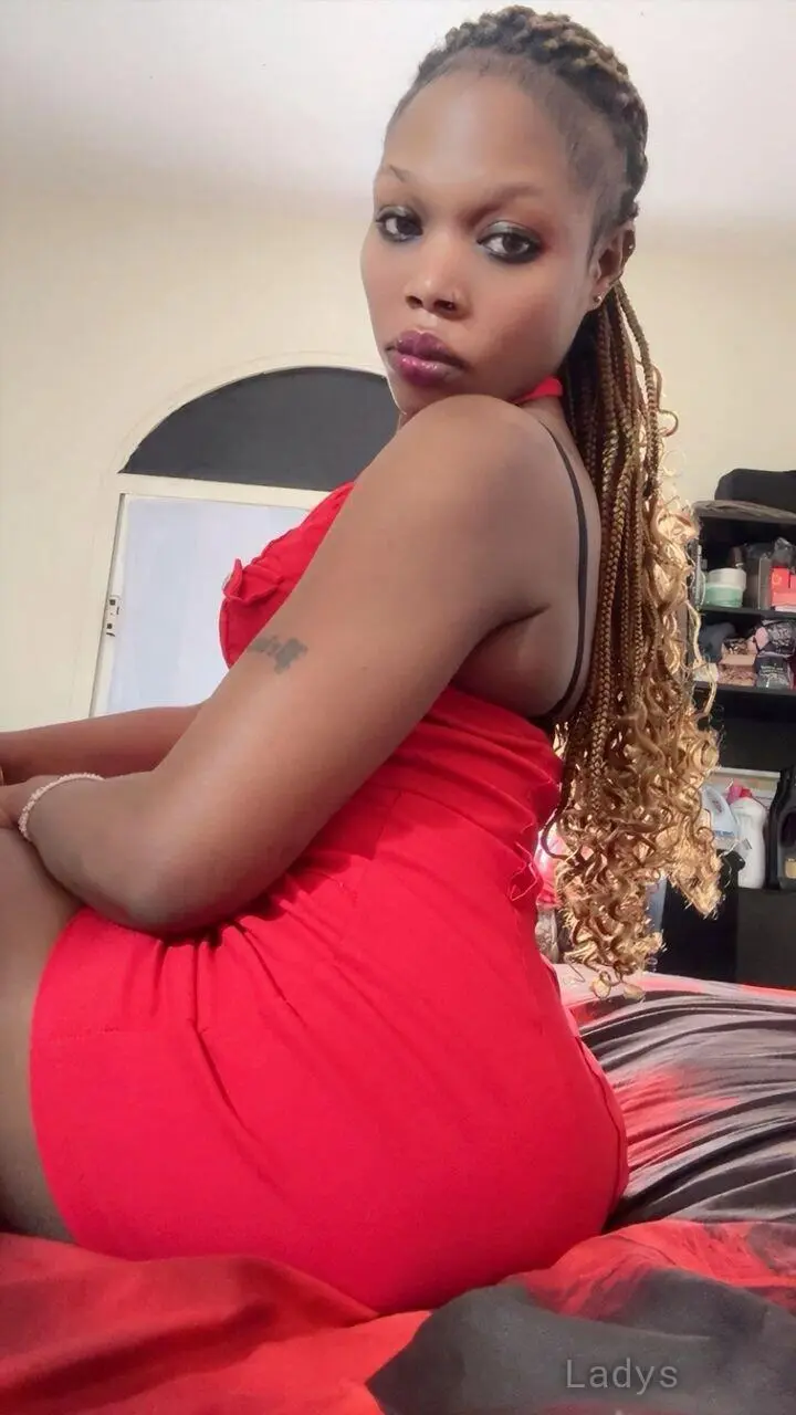 Chloe, 26 years old Dammam escort girl with big tits, height 152 sm, Weight kg