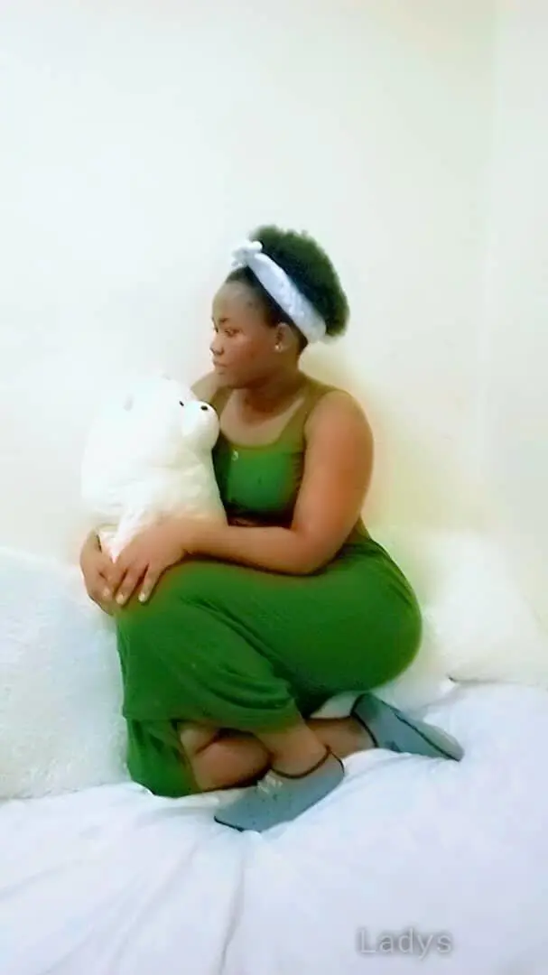 Nana,  years old Dammam escort girl with big tits, height  sm, Weight  kg