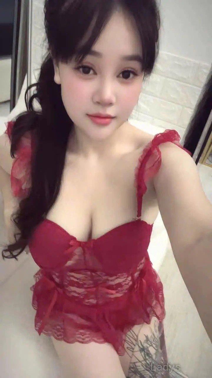 Yogita, 22 years old Dammam escort girl with big tits, height 160 sm, Weight kg