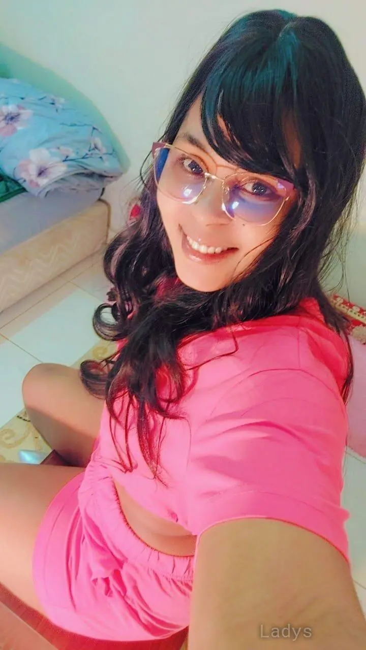 Agatha, 22 years beautiful nude Dammam escorts girl, height 165 sm, Weight kg