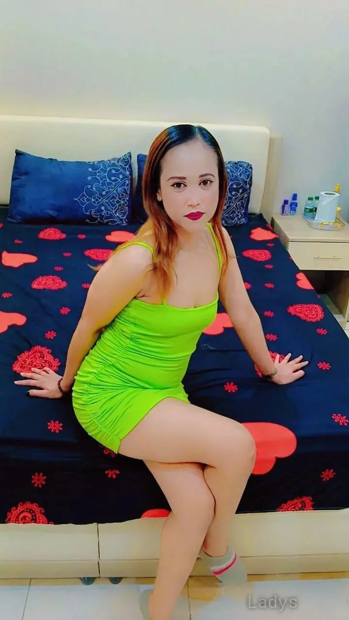 Daisy, 25 years beautiful nude Dammam escorts girl, height 179 sm, Weight  kg