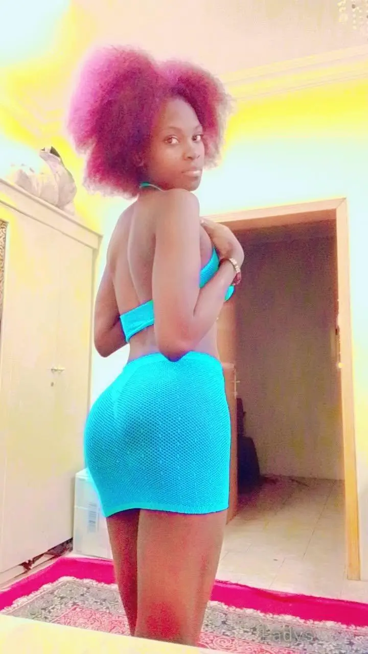 Maya, 21 years beautiful nude Dammam escorts girl, height 165 sm, Weight kg