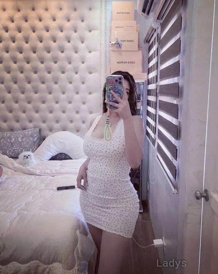 Sandra, 24 years beautiful nude Dammam escorts girl, height 184 sm, Weight  kg