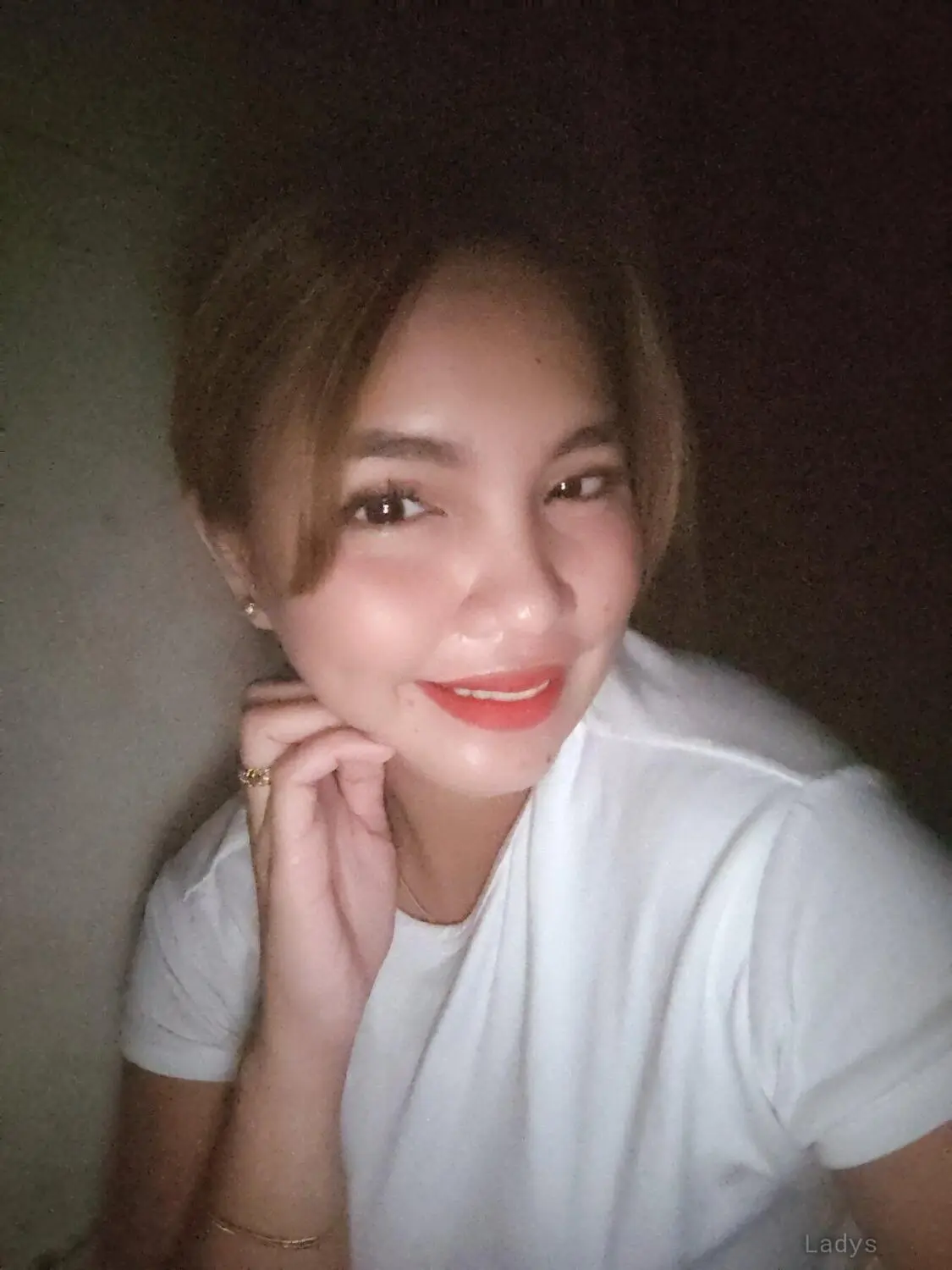 Kara, 27 years old Davao escort girl with big tits, height 160 sm, Weight  kg