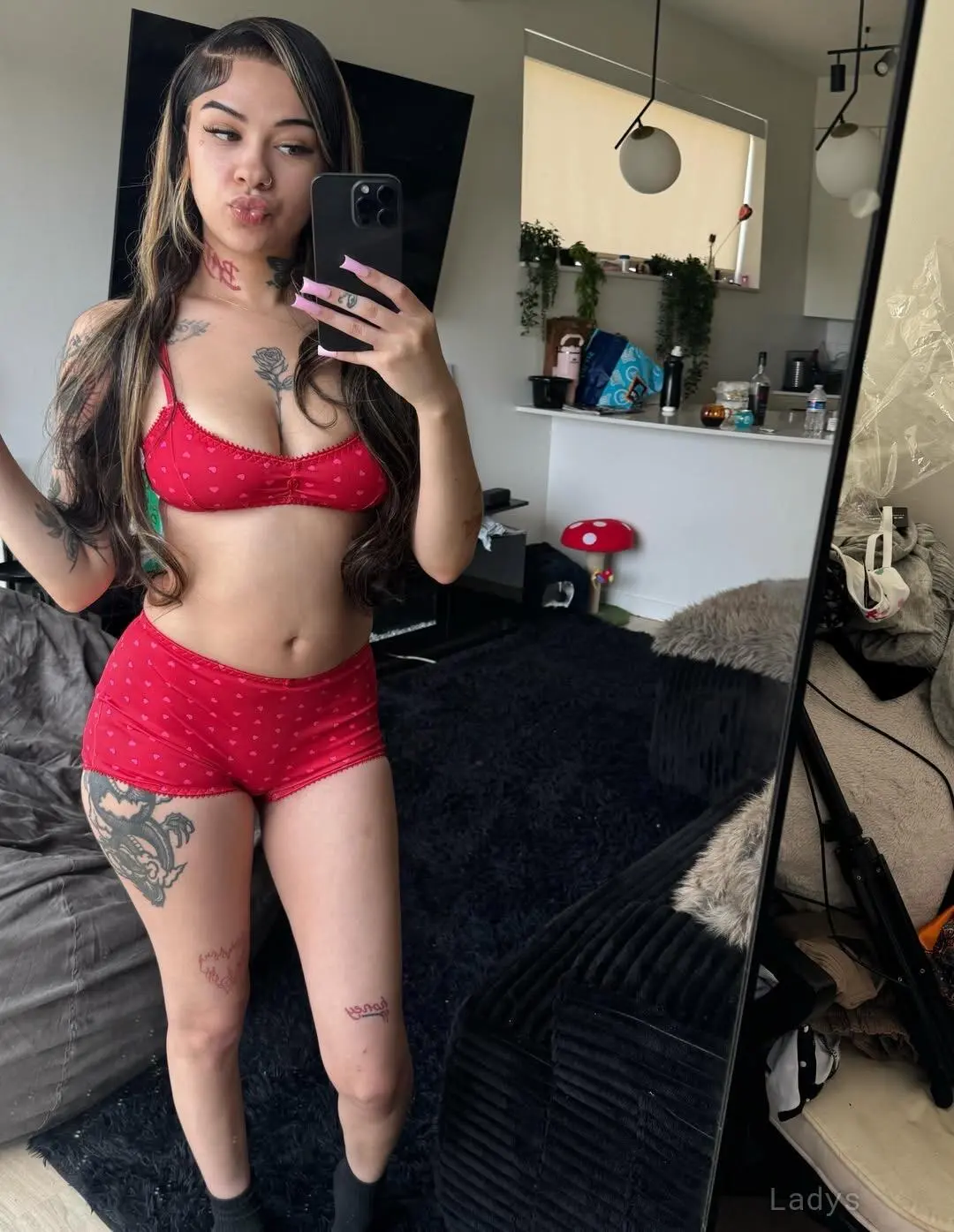 Kayla, 28 years beautiful nude Davenport escorts girl, height 167 sm, Weight 64 kg