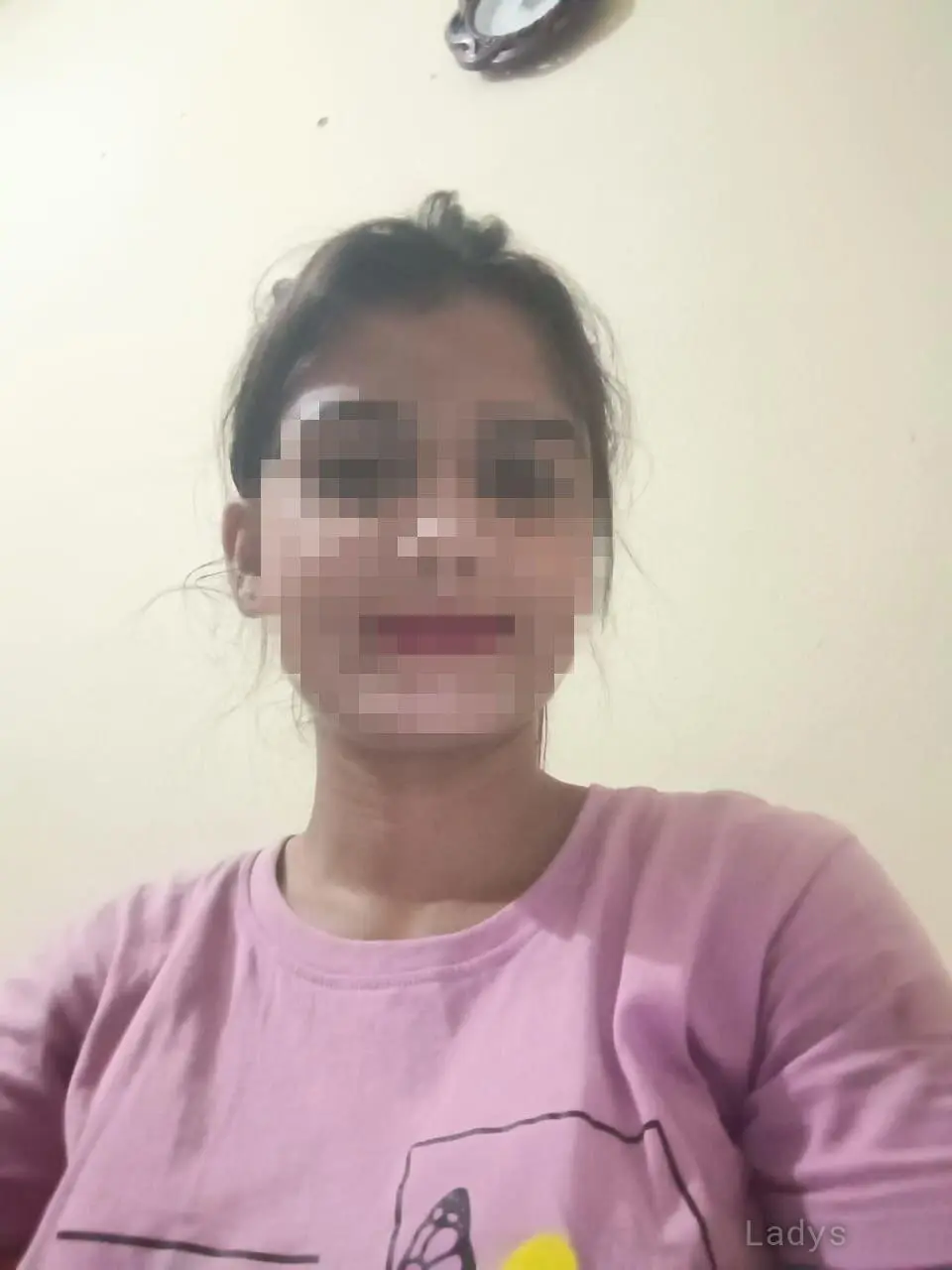 Khushi, 21 years old Dehradun escort girl with big tits, height 165 sm, Weight kg