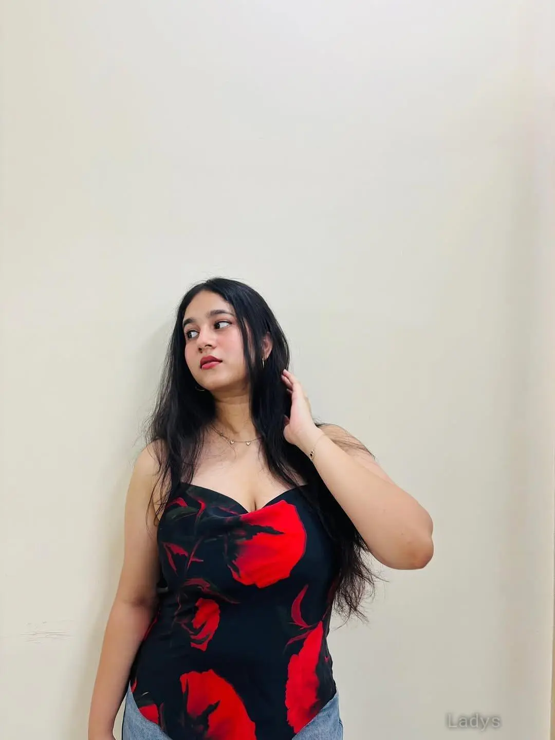 Khushi, 24 years old Dehradun escort girl with big tits, height 154 sm, Weight kg