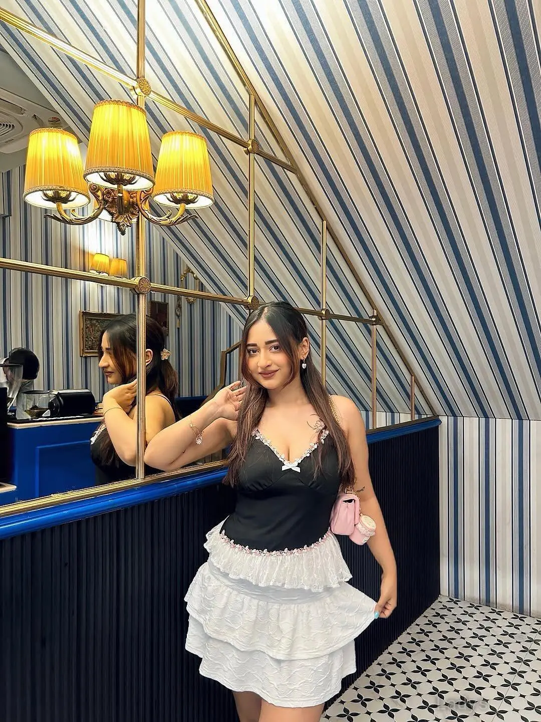 Sahani, years old Dehradun escort girl with big tits, height sm, Weight kg